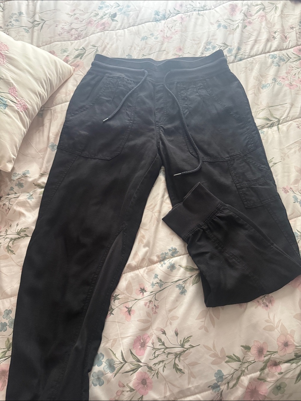 Anthropologie the Nomad  Black  Drawstring Joggers size M